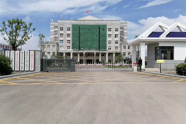 關(guān)沮鎮(zhèn)政府大門車牌識(shí)別系統(tǒng)正式投入使用